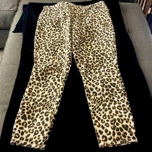 Stretch animal print jeans